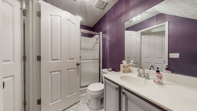 1815 Potters Ct, Murfreesboro, TN 37128