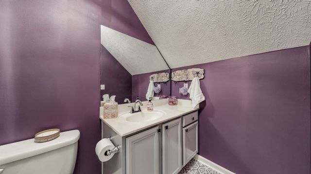 1815 Potters Ct, Murfreesboro, TN 37128