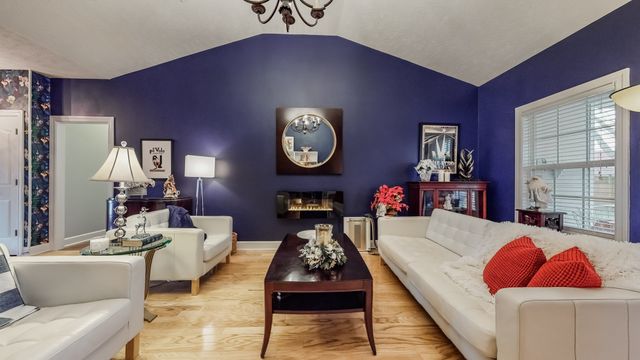 1815 Potters Ct, Murfreesboro, TN 37128