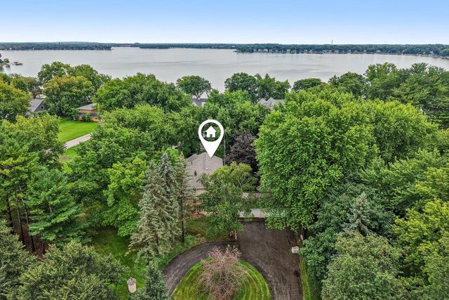 121 Saeger AVENUE, Oconomowoc, WI 53066