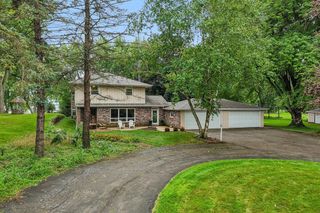 121 Saeger AVENUE, Oconomowoc, WI 53066