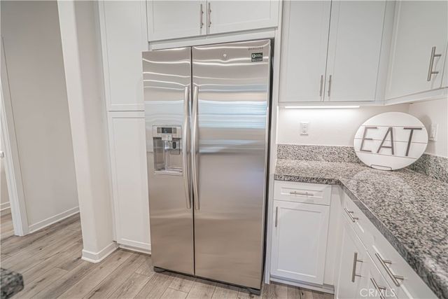 28706 Jardineras Dr, Valencia, CA 91354