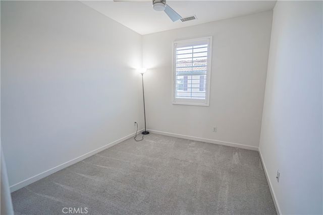 28706 Jardineras Dr, Valencia, CA 91354