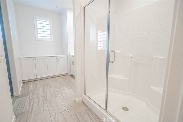 28706 Jardineras Dr, Valencia, CA 91354