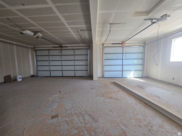 1651 W ROSS RD, Syracuse, UT 84075