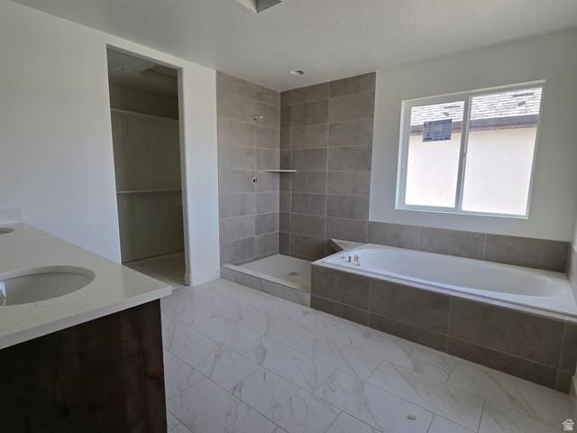 1651 W ROSS RD, Syracuse, UT 84075