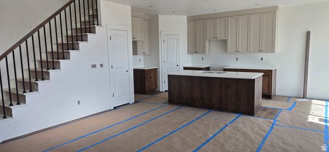 1651 W ROSS RD, Syracuse, UT 84075