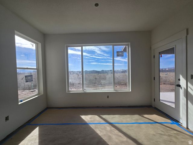 1651 W ROSS RD, Syracuse, UT 84075