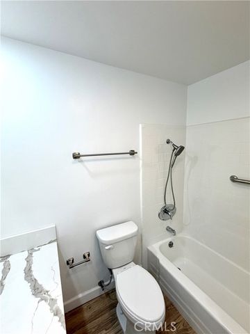 659 S Indian Hill, Claremont, CA 91711