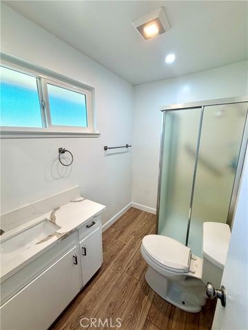 659 S Indian Hill, Claremont, CA 91711