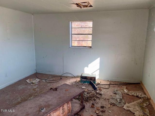 1404 Merrywood Drive, Johnson City, TN 37604