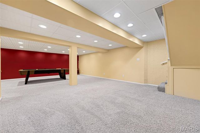 2045 Teakwood Manor Drive, Florissant, MO 63031