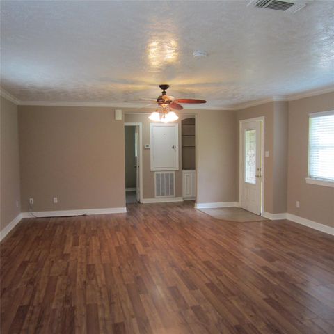 18675 Ferne Drive, Porter, TX 77365