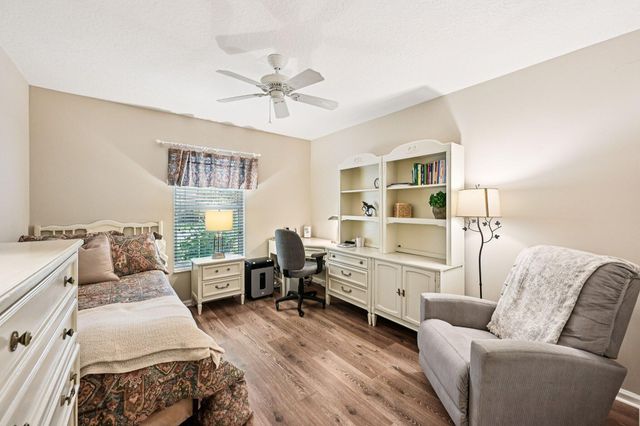 272 NW Broken Oak Trail, Jensen Beach, FL 34957