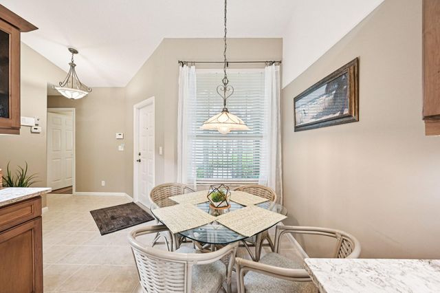 272 NW Broken Oak Trail, Jensen Beach, FL 34957