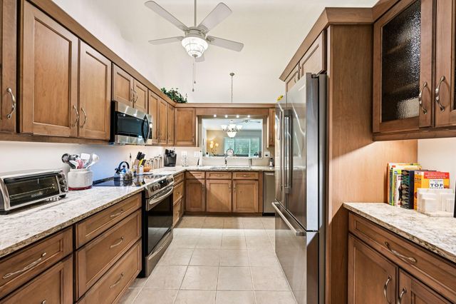 272 NW Broken Oak Trail, Jensen Beach, FL 34957