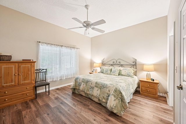 272 NW Broken Oak Trail, Jensen Beach, FL 34957