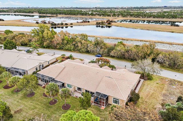 272 NW Broken Oak Trail, Jensen Beach, FL 34957