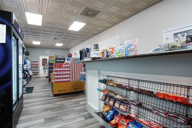 272 NW Broken Oak Trail, Jensen Beach, FL 34957