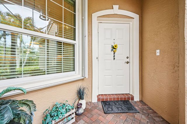 272 NW Broken Oak Trail, Jensen Beach, FL 34957