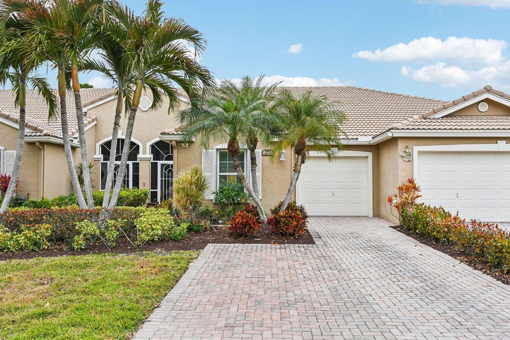 272 NW Broken Oak Trail, Jensen Beach, FL 34957