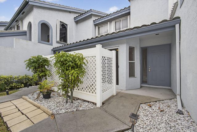 9746 Nickels Boulevard, Boynton Beach, FL 33436