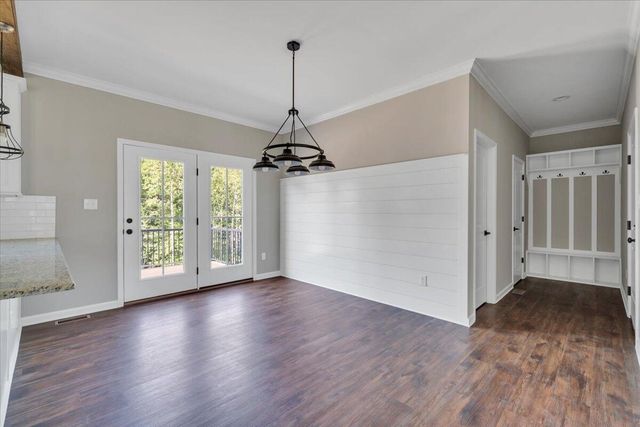320 Windsor Castle DR, Moneta, VA 24121
