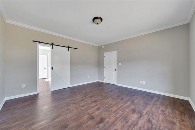 320 Windsor Castle DR, Moneta, VA 24121