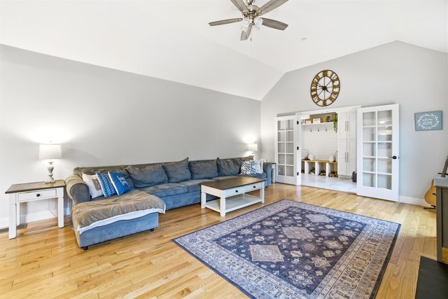84 Juniper Circle, Auburn, NH 03032