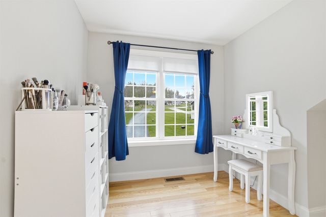 84 Juniper Circle, Auburn, NH 03032