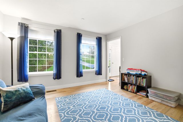 84 Juniper Circle, Auburn, NH 03032