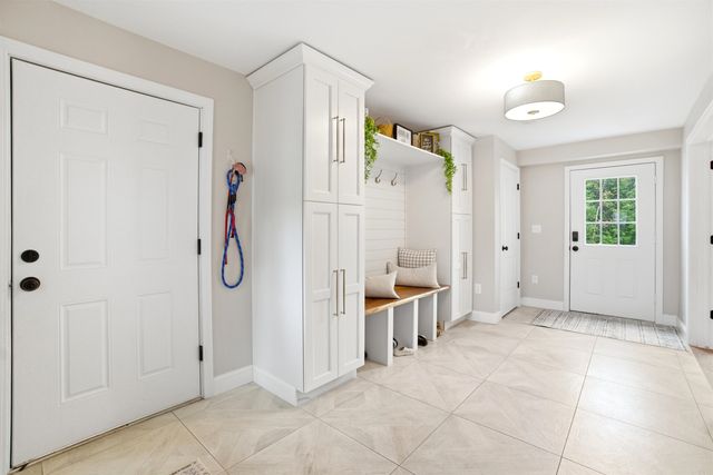 84 Juniper Circle, Auburn, NH 03032