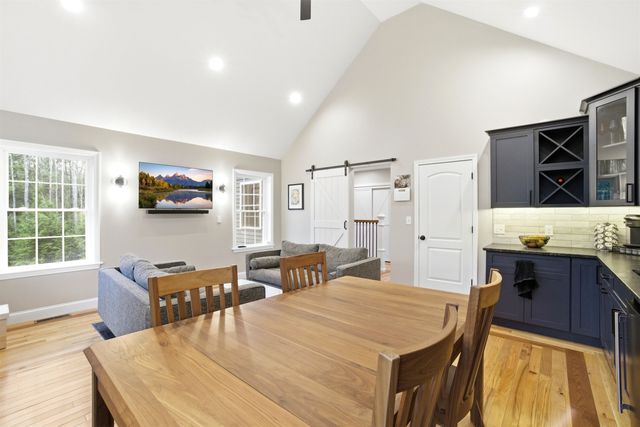 84 Juniper Circle, Auburn, NH 03032
