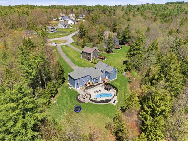84 Juniper Circle, Auburn, NH 03032