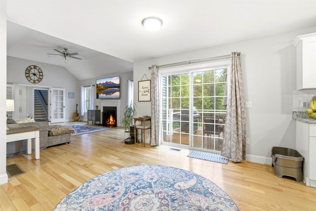 84 Juniper Circle, Auburn, NH 03032