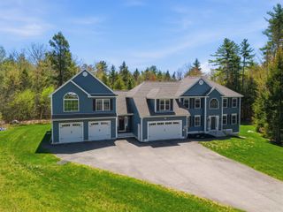 84 Juniper Circle, Auburn, NH 03032