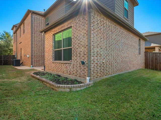 3809 S Brookridge Court, Bedford, TX 76021
