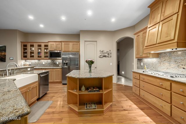 18025 W MONTEBELLO Avenue, Litchfield Park, AZ 85340