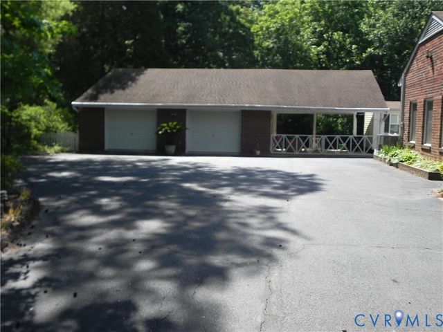 607 Dunkerry Ln, Sandston, VA 23150