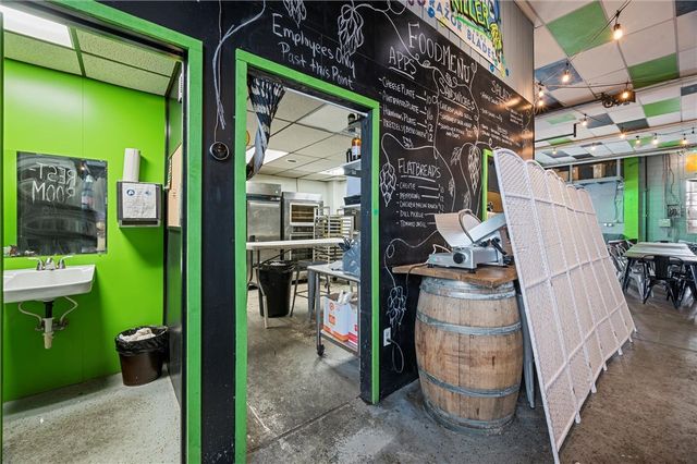 138 S Market St, New Wilmington Boro, PA 16142