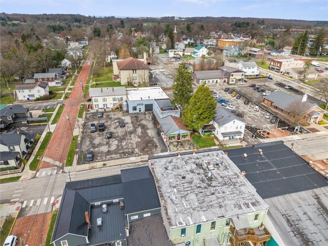 138 S Market St, New Wilmington Boro, PA 16142