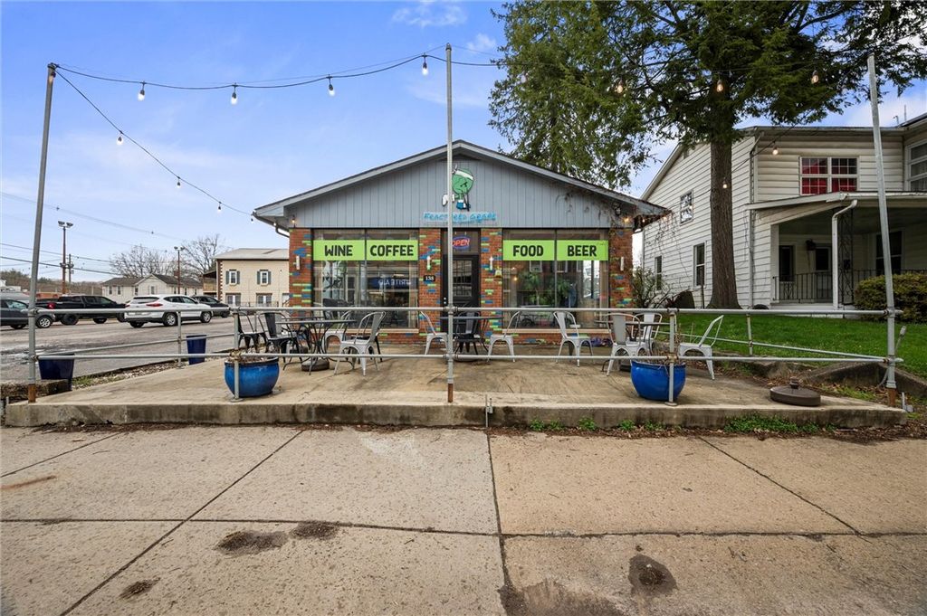 138 S Market St, New Wilmington Boro, PA 16142