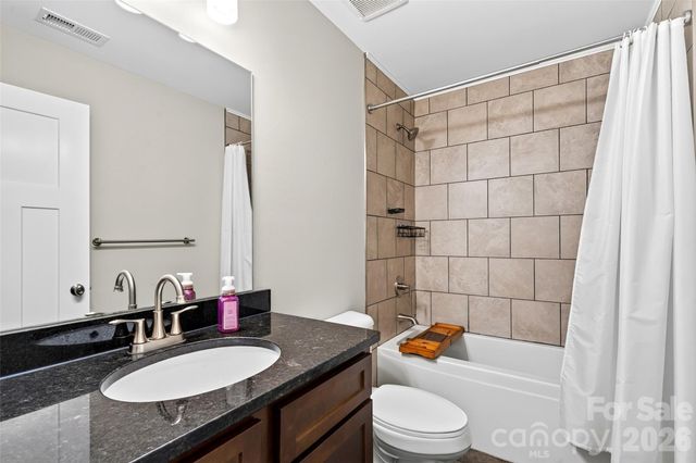 22 Tudor Way, Black Mountain, NC 28711