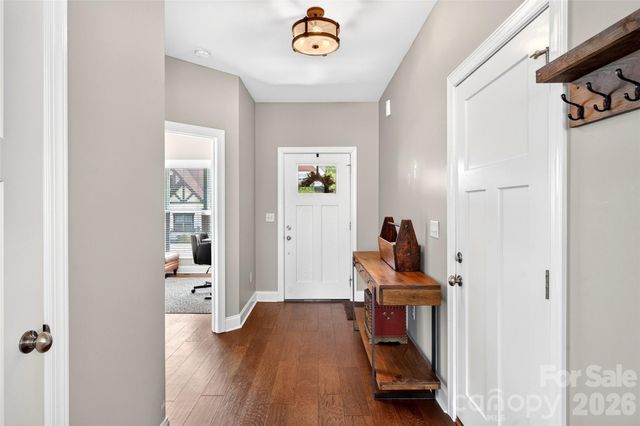 22 Tudor Way, Black Mountain, NC 28711
