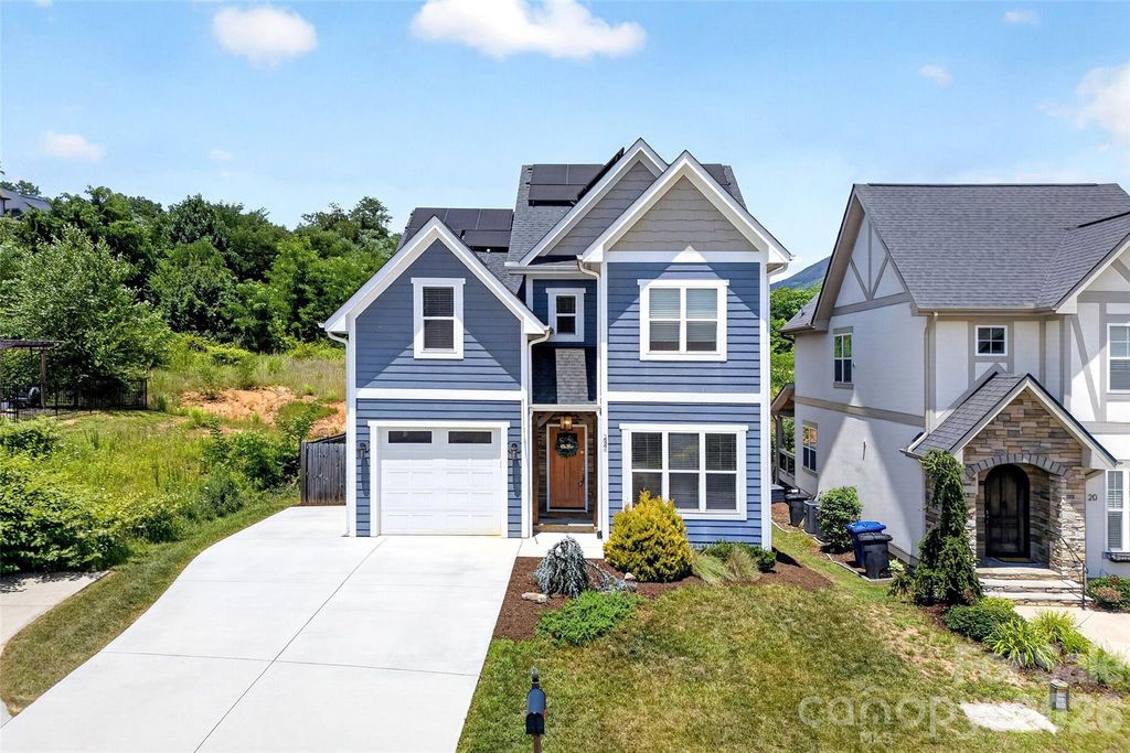 22 Tudor Way, Black Mountain, NC 28711