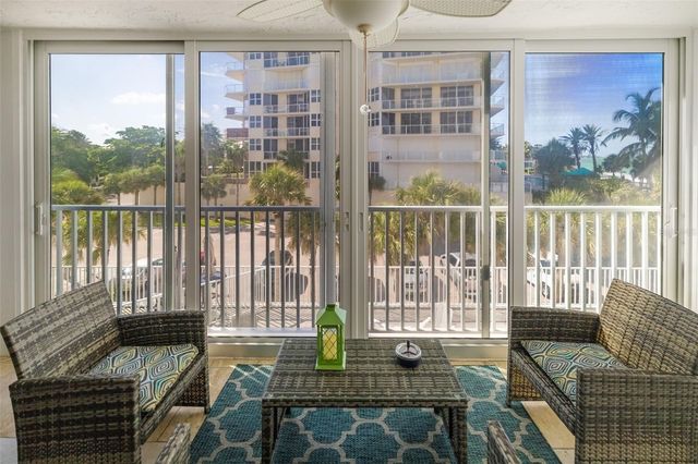 1770 BENJAMIN FRANKLIN DRIVE 203, Sarasota, FL 34236