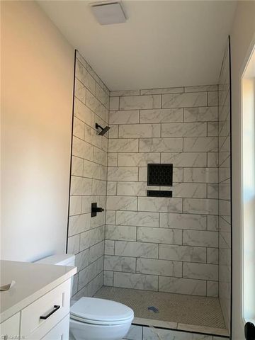 2802 Merryweather Road, Greensboro, NC 27407