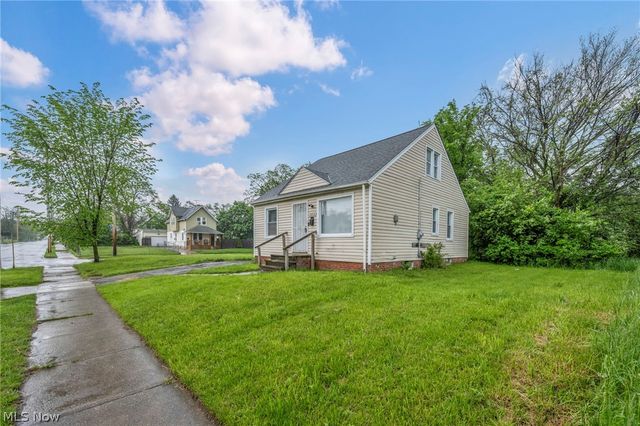 10212 Benham Avenue, Cleveland, OH 44105