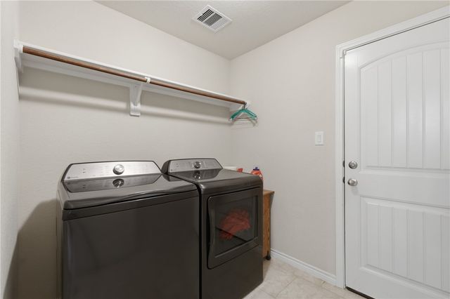 1943 Thorndyke Lane, Bryan, TX 77807