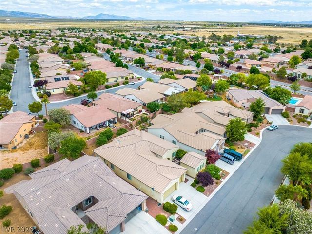 4725 Santa Fiora Street, Pahrump, NV 89061